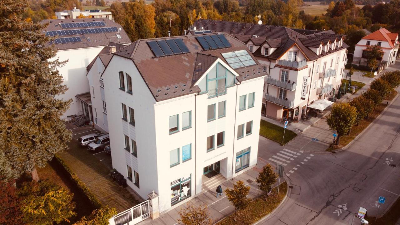 Apartments Radka Třeboň Exterior foto